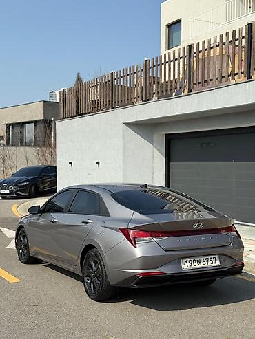 Hyundai: Hyundai Avante: 2022 г., 1.6 л, Гибрид — 16