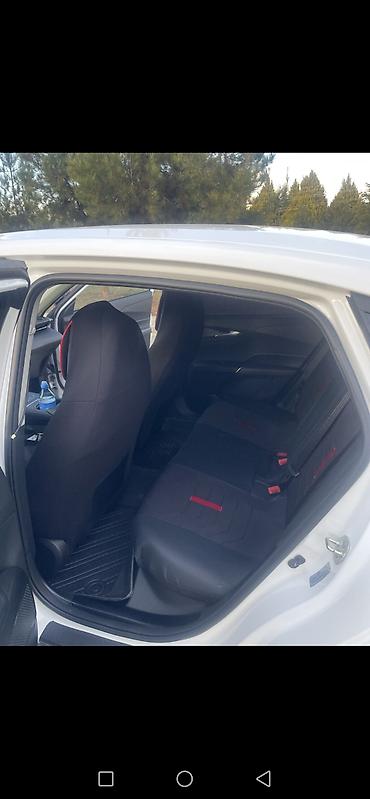 kiya sid: Changan Qiyuan A05: 1.5 l | 2025 il 30000 km Sedan — 9