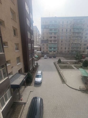 поселак манас: 1 комната, 35 м², 106 серия, 3 этаж, Евроремонт