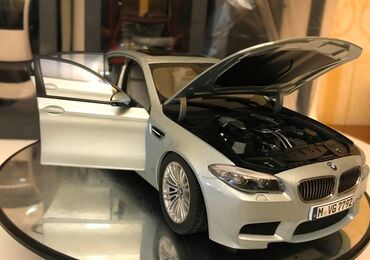 Avtomobil modelləri: Коллекционная модель BMW M5 V8 Biturbo F10 silverstone 2012 Paragon — 27