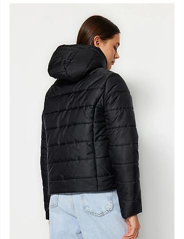 cins walvar: Puxovik kurtka, Trendyolmilla, M — 9