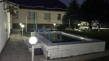 Продажа коттеджей и домов: 🏡 СРОЧНО ПРОДАЁТСЯ ДОМ В НОВОПОКРОВКЕ! Продаётся уютный кирпичный дом — 3