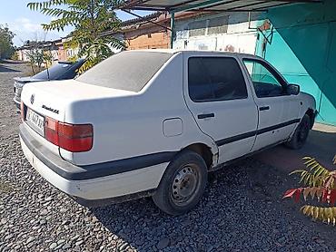 k3 ve: Volkswagen Vento: 1993 г., 1.8 л, Механика, Бензин, Седан — 3