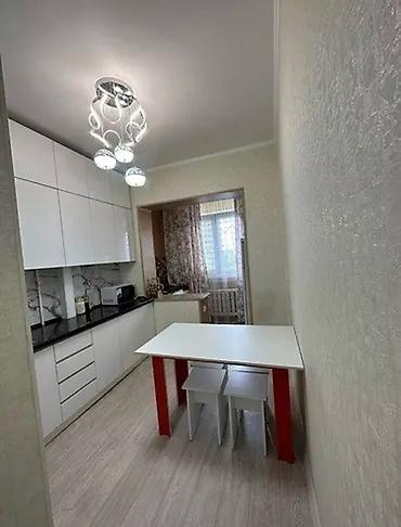 Продажа квартир: 3 комнаты, 62 м², 105 серия, 9 этаж, Евроремонт — 10