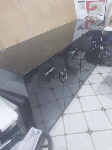 Ofis mebeli: Qara parlaq səthli çoxbölməli şkaf - Rəng: qara, güzgü effektli — 1