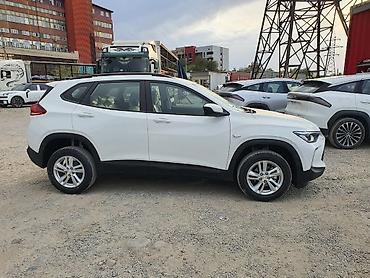 трекер авто: Chevrolet Tracker: 2026 г., 1.2 л, Вариатор, Бензин, Кроссовер — 4