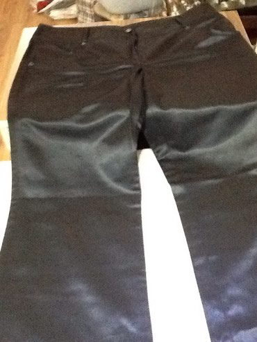 женские черные брюки: Брюки L (EU 40), цвет - Черный