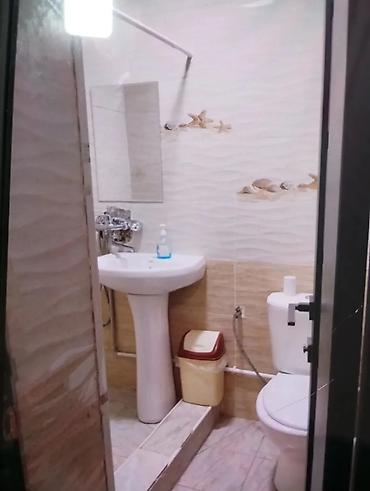 Посуточная аренда квартир: 1 комната, Душевая кабина, Постельное белье, Кондиционер — 7