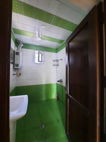 Uzunmüddətli kirayə evlər: 120 kv. m, 3 otaqlı, Kombi, İnternet, İşıq -da lalafo.az — 4 Uzunmüddətli kirayə evlər: 120 kv. m, 3 otaqlı, Kombi, İnternet, İşıq — 4