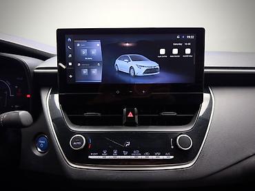 Toyota: Toyota Corolla: 2023 г., 1.8 л, Вариатор, Гибрид, Седан — 10