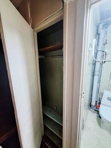 Продажа квартир: 2 комнаты, 43 м², 104 серия, 5 этаж, Старый ремонт at lalafo.kg — 13 Продажа квартир: 2 комнаты, 43 м², 104 серия, 5 этаж, Старый ремонт — 13