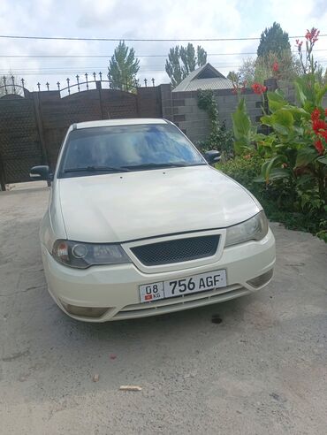 Daewoo: Daewoo Nexia: 2012 г., 1.5 л, Механика, Бензин, Седан