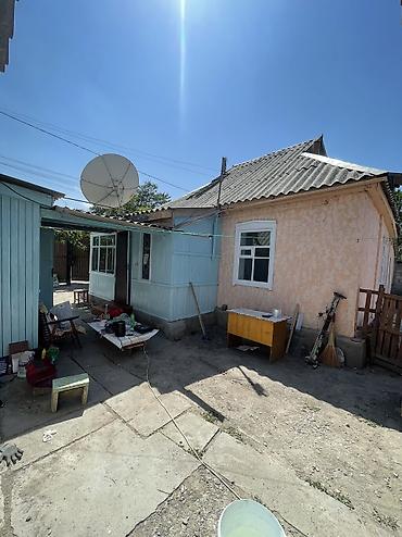 Кыймылсыз мүлк: СРОЧНО ПРОДАЁТСЯ ДОМ В КАРА-БАЛТЕ Район Почтового, ул. Кирова Дом 60 — 1