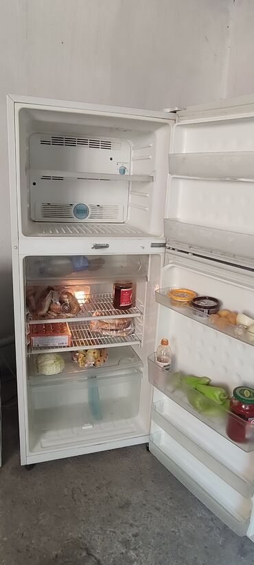 сапог холодильник: Холодильник Sharp, Б/у, Двухкамерный, No frost, 165 *