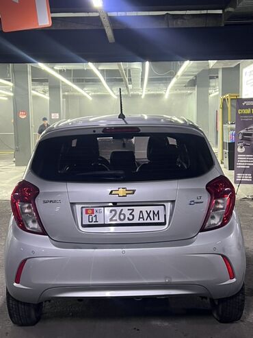 Chevrolet: Chevrolet Spark: 2017 г., 1 л, Вариатор, Бензин, Хэтчбэк — 6
