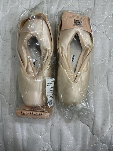 wear pro: Grishko Pro və Maya I Pro modellərindən ibarət iki cüt balet puantı — 1