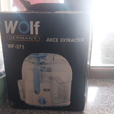 Qabyuyan maşınlar: Wolf Germany WF-371 meyvə-tərəvəz şirəçəkəni - Model: WF-371 - Növ