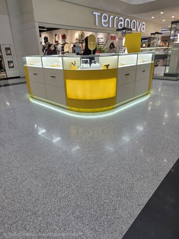 ящик для документов: Продаю торговое оборудование для ювелирных изделий