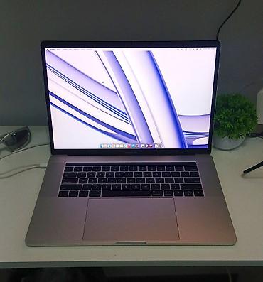Ноутбуки Apple (MacBook): Apple MacBook Pro 15" (серый космос), поколение с Touch Bar — 1