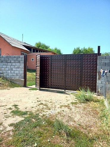 Айыл чарба ишканаларын сатуу: Кой короо, 30 соток, Иштеп жаткан, Жарым-жартылай жабдуулары менен, Электр энергиясы — 6