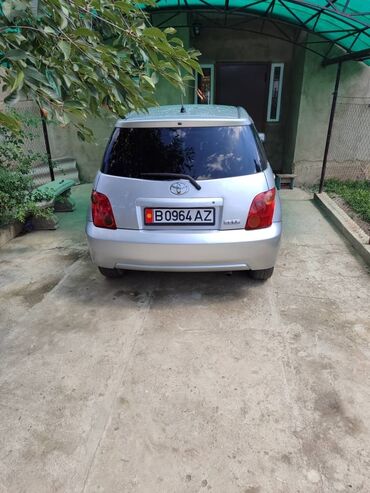 продажа спецтехники бу: Toyota ist: 2003 г., 1.3 л, Автомат, Бензин