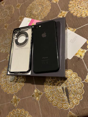 Apple iPhone: IPhone 8, 64 GB, Black Titanium, Barmaq izi