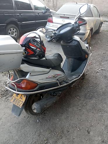 sprinter bazar: Продаю скутер прошу 29800 т на ходу сел завёл поехал . Есть варианты — 4
