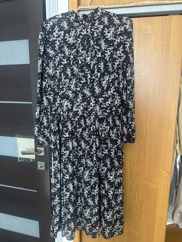 черное платье размер 38: Вечернее платье, Длинная модель, Шифон, С рукавами, S (EU 36), M (EU 38)