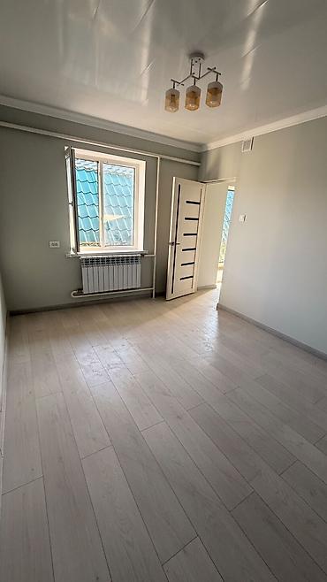 2 bedroom: 2 комнаты, Ак-Тилек ж/м Агентство недвижимости, Только девушкам, от 1 месяца, от 3 месяцев, от 6 месяцев, С мебелью частично — 3