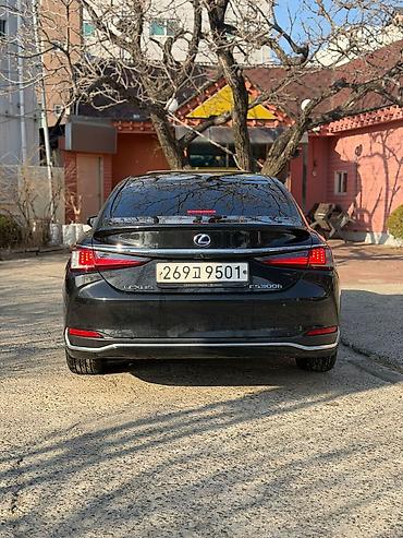 Lexus: Lexus ES: 2021 г., 2.5 л, Гибрид — 6