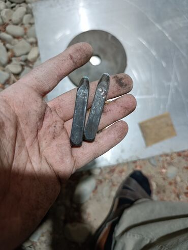 Другие товары для дома: Много разного для дома работ и хозяйства. - тиски новые размер губ at lalafo.kg — 9 Другие товары для дома: Много разного для дома работ и хозяйства. - тиски новые размер губ — 9