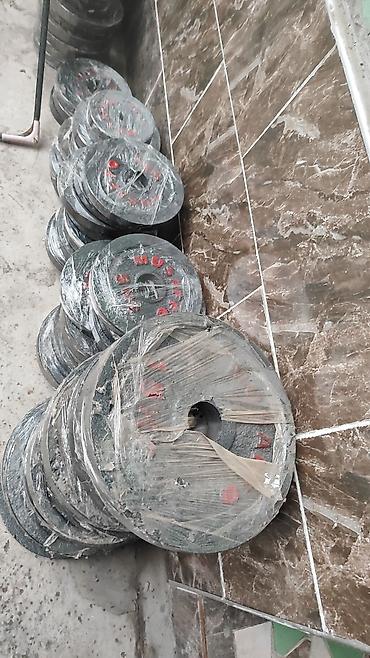 Блины для штанги и гантелей🇰🇬🇰🇬🇰🇬 MUSAQRO sena za kg 140 som at lalafo.kg Блины для штанги и гантелей🇰🇬🇰🇬🇰🇬 MUSAQRO sena za kg 140 som
