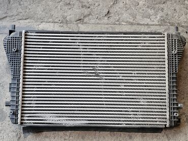 Радиаторы: Интеркулер VW Passat B6 05-09, VW Passat B7 10-, VW Passat B7 10-14 — 12