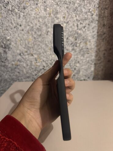 Чехлы: Набор чехлов для iPhone с крупным вырезом под блок камер. В — 3