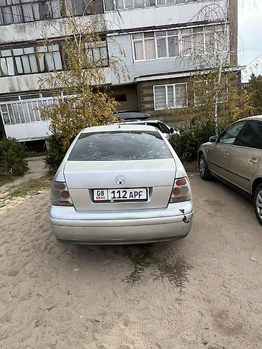 пасат б6: Volkswagen Bora: 2000 г., 2 л, Механика, Бензин, Седан — 4