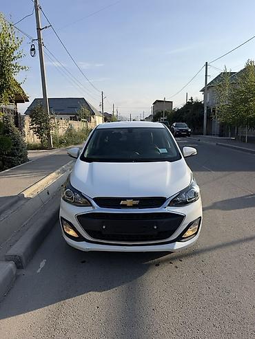 Chevrolet Spark: 2020 г., 1 л, Автомат, Бензин, Хэтчбэк