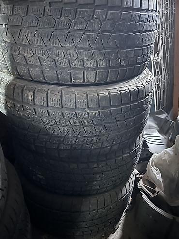 Шины: Шины 285 / 50 / R 20, Зима, Б/у, Комплект, Внедорожные (АТ/МТ), Япония, Yokohama — 2