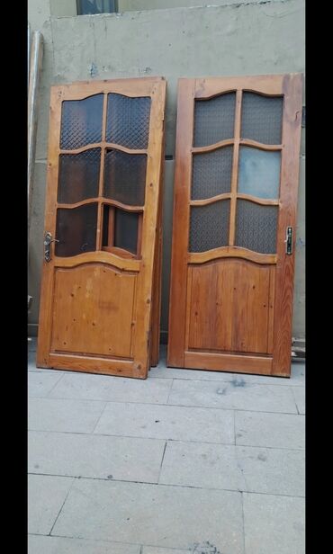 işlənmiş taxta qapı: Для гостинной Б/у Межкомнатная дверь 90х200 см Самовывоз