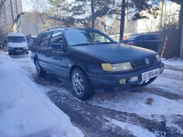 volkswagen модельный: Volkswagen Passat: 1995 г., 1.8 л, Механика, Бензин, Универсал