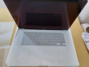 macbook �� ������������������ ������������ в Кыргызстан | Ноутбуки и нетбуки: Apple PRO 16, Intel Core i7, 16 ГБ ОЗУ