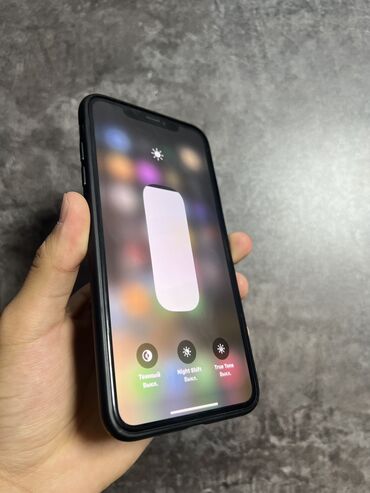 Apple iPhone: IPhone Xs Max, Б/у, 512 ГБ, Черный, Чехол, 80 %