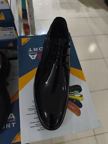 Ayaqqabılar: Kişilər üçün qara rəngli ayaqqabı kolleksiyası - Ümumi dizayn — 24