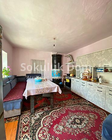 Продажа коттеджей и домов: 🏠Продаётся дом в с Сокулук 🟡Комнаты: 6 🟡Участок: 13 соток 🟡Отопление — 6