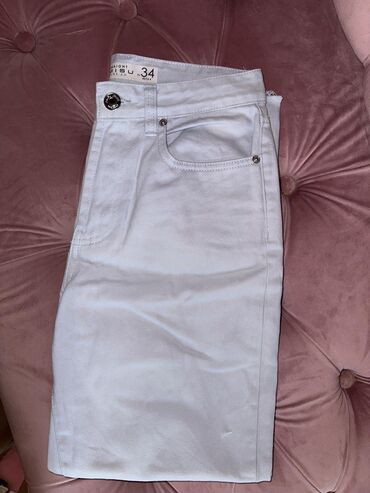 zenske pantalone od lana: Jeans