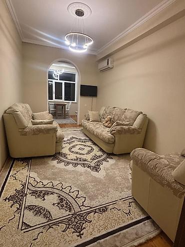 Mənzillər: Bakıxanov qəs., 2 otaqlı, Yeni tikili, 60 kv. m — 1