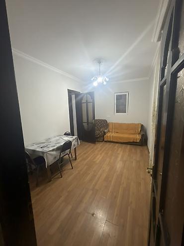 Квартиры: 1 otaqlı mənzil – geniş zal və ayrıca mətbəx - Plan: 1 otaq, ayrı — 1