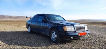 2106 maşın: Mercedes-Benz 230: 2.3 l | 1989 il Sedan