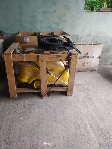 içməli su çənləri: Yüksək təzyiqli yuma aparatı kopuk balonu kompresir aparat 3 fazadir