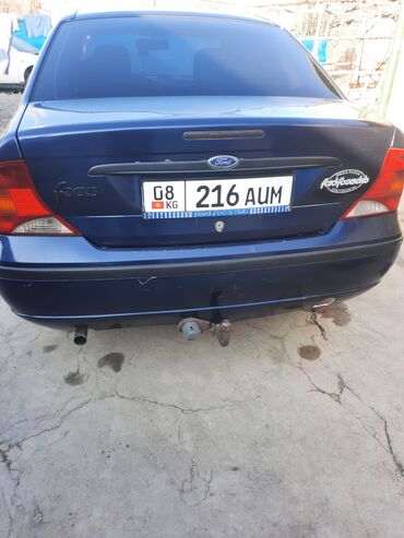 Ford: Ford Focus: 2002 г., 1.6 л, Механика, Бензин, Седан — 8