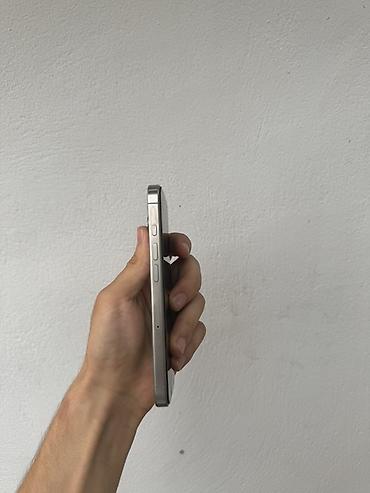 apple ipad pro: IPhone 16 Pro, 128 GB, Natural Titanium, Face ID, Barmaq izi, Simsiz şarj — 6